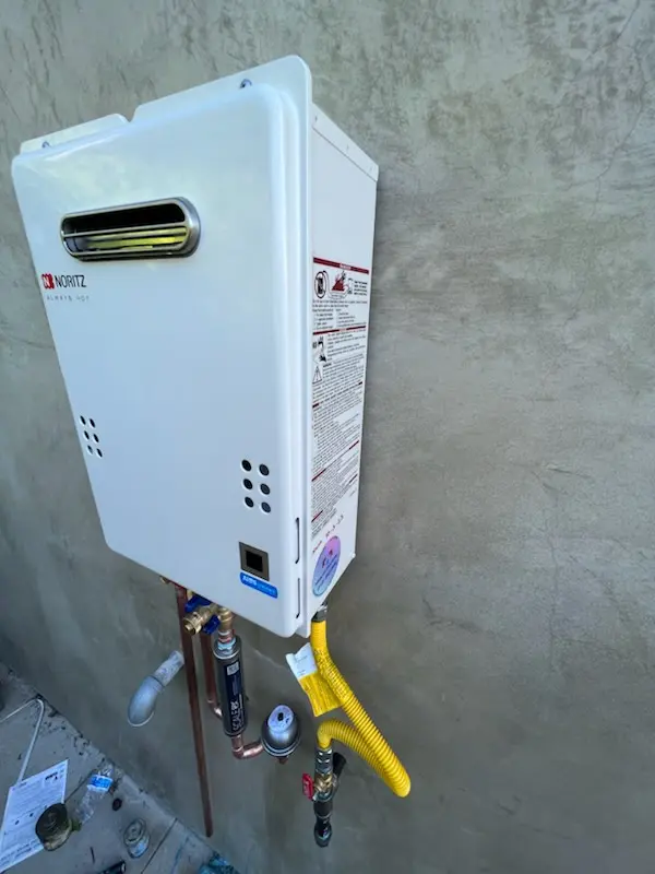 Tankless water heater installation for Palm Trail homes